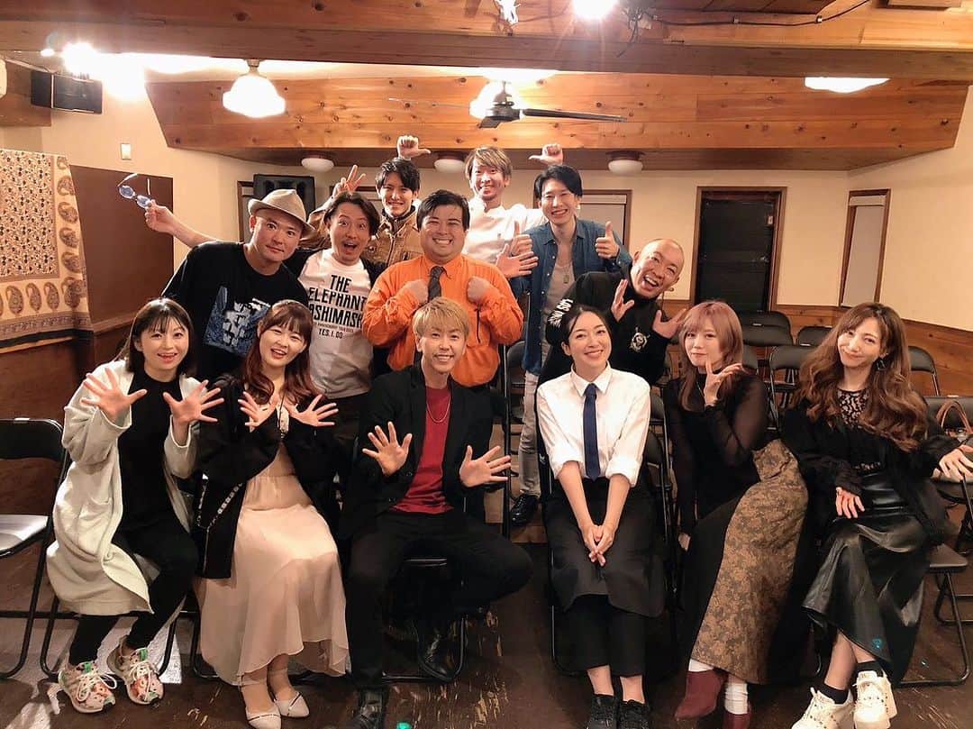 森脇和成のインスタグラム：「舞台『となりのホールスター』 5日目じゃあーー！！ 今日から昼夜2公演！ 若干お席余裕あります。 上板橋グリーンドアで待ってます。 #ホースとなスタ」