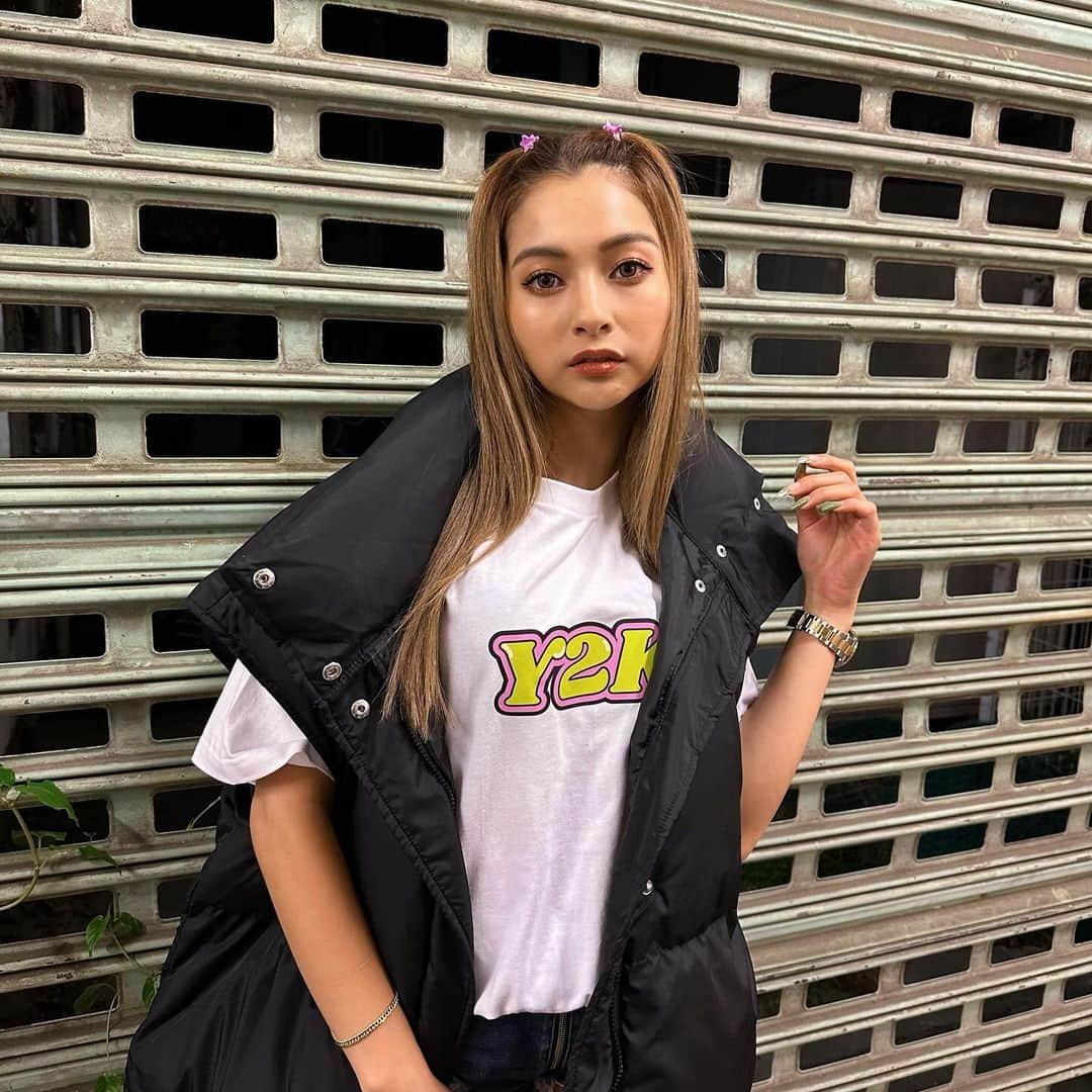 ゆきぽよのインスタグラム：「Y2Kのグッズ可愛いぃぃぃ🩷  自画自賛〜🩷💜🩷💜 今だけの限定なのでお早めにっ🥹」