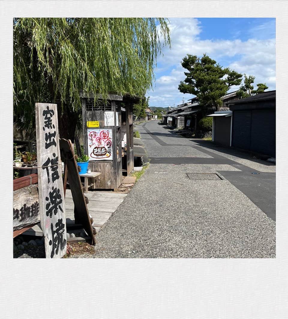 かせきさいだぁのインスタグラム：「お昼は島田宿の『そば玄』さんで、天ざる蕎麦❤️そばがシャキッと硬めでメチャ美味‼︎」