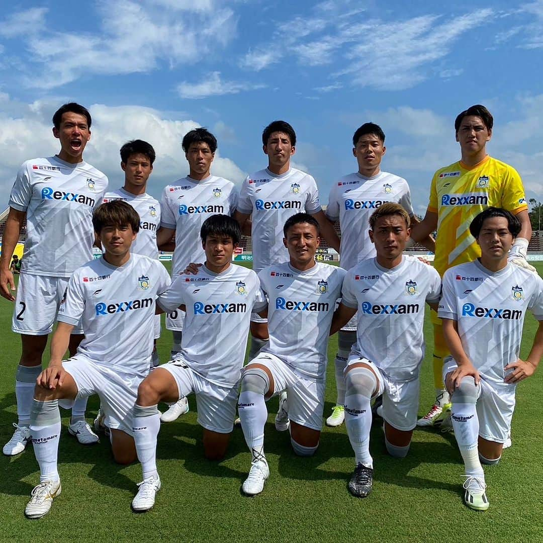 カマタマーレ讃岐のインスタグラム：「🏆明治安田生命J3リーグ第30節 🆚#FC琉球  ⏰試合開始 ⚽️0-0  🔥KICKOFF🔥  #ALLFORSANUKI  #カマタマーレ讃岐  10/15ガイナーレ鳥取戦チケット販売中🎟️ jleague-ticket.jp/club/km/」