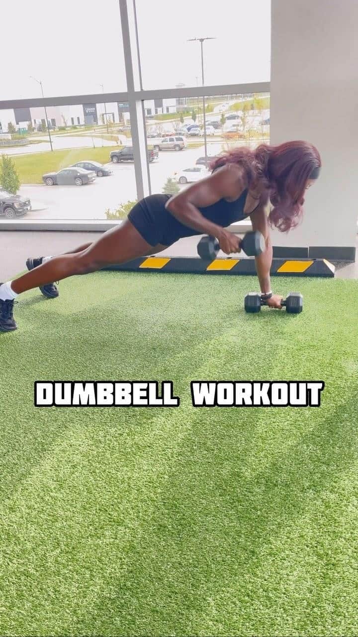 デズリー・ヘンリーのインスタグラム：「‼️3 Dumbbell Exercises to add to your next workout 🔥‼️  [Save & Share ]  Aim for:  -10 Reps  & -3 Sets   YOU GOT THIS!!   #Potd #Ootd #Bhfyp #athlete #fitness #dumbell #abs #training #lunges #workout #tracknation #track #abs #Absworkout #DumbellWorkout#Squats #Lunges #potd #motivation #positivevibes」