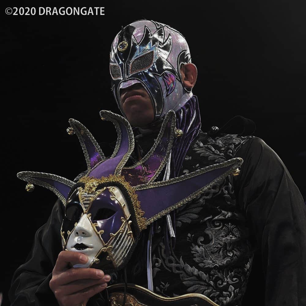 ワタナベシュンのインスタグラム：「☪️  #MASQUERADE  #Z_Brats#dragongate#prowrestling#shunskywalker#dragongatenetwork#luchalibre#lucha#fitness#training#gym#workout#diet#bodymake#followme#シュンスカイウォーカー#ドラゴンゲート#プロレス#プロレスラー#フィットネス#トレーニング#ジム#格闘技#格闘家#筋トレ#神戸#土岐#多治見」