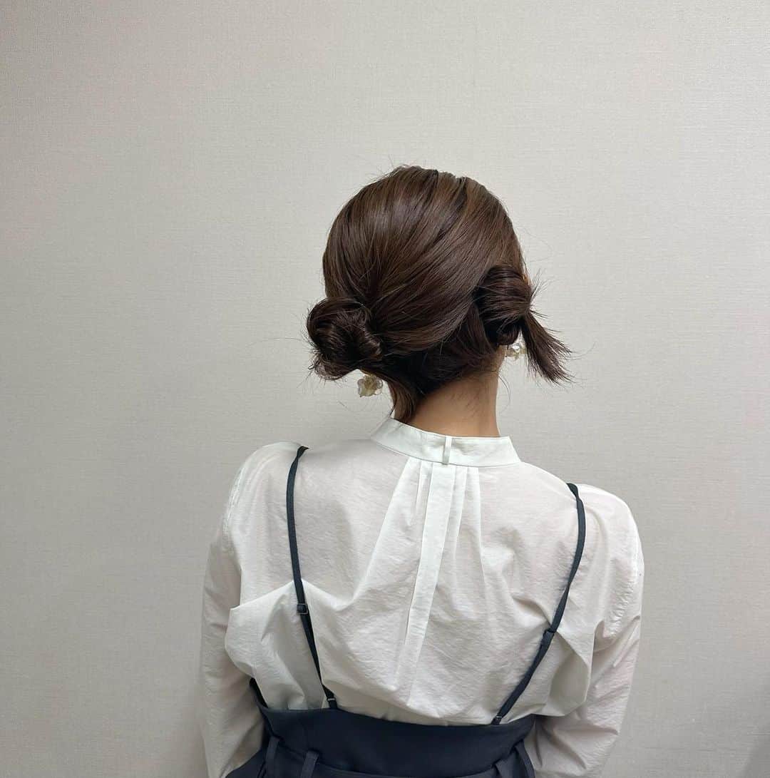 高橋みなみさんのインスタグラム写真 - (高橋みなみInstagram)「東海テレビ スイッチ！ 今週もありがとうございました✨  髪型後ろから見ると匠の技！凄い！🥺  #スイッチ #東海テレビ #tv  衣装👗  ブラウス @dresslaveofficial  ロンパース @_verseauofficial_  イヤリング @angel_kobo_  パンプス @dianashoespress」10月7日 14時23分 - taka37_chan