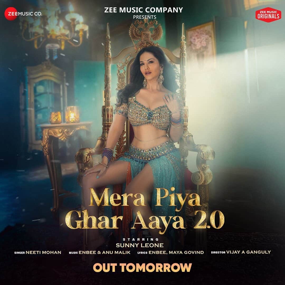 サニー・レオーネのインスタグラム：「Get ready to witness the magic all over again 🌟 #MeraPiyaGharAaya2.0 Song is OUT TOMORROW!  #ZeeMusicOriginals #SunnyLeone @sunnyleone  @vijayganguly @neetimohan18 @musicenbee @anuragbedii」