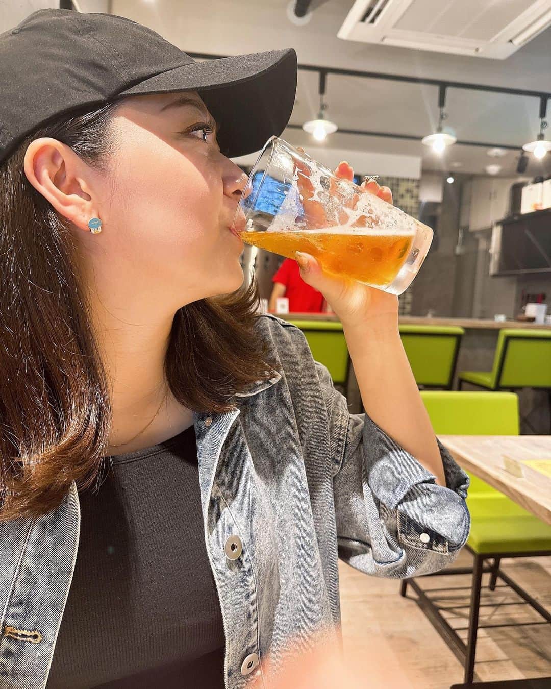 佐々木舞夕のインスタグラム：「__🍺  クラフトビールバー　mugi  @mugi_baku_2023   #クラフトビール #クラフトビール好き  #ビール #beer #広島 #Hiroshima #Hiroshimabar #縮景園」