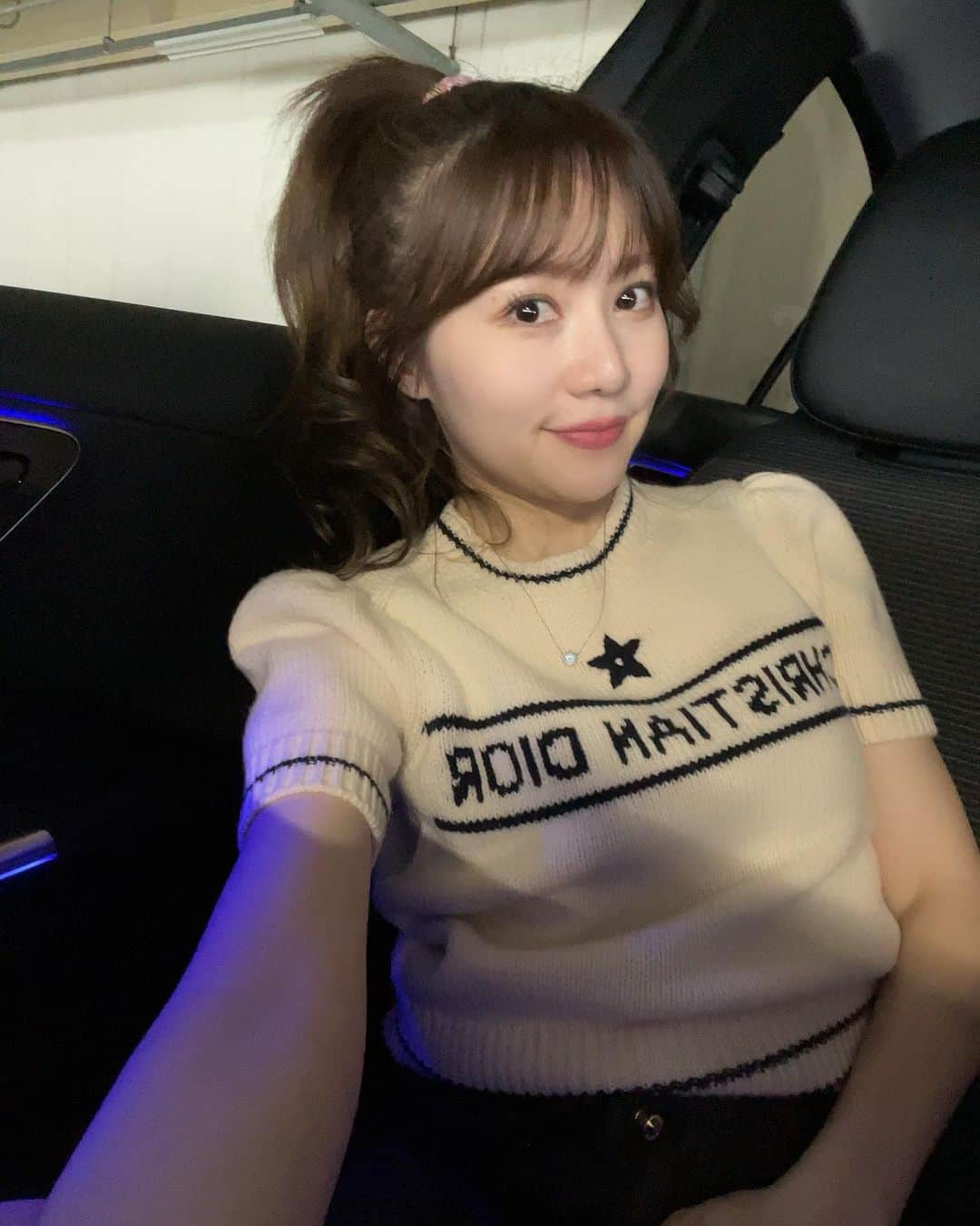 のインスタグラム：「#Selfie 😘📷 . . . #มิมุ #ไม่ใช่มุมิ #みーむー」