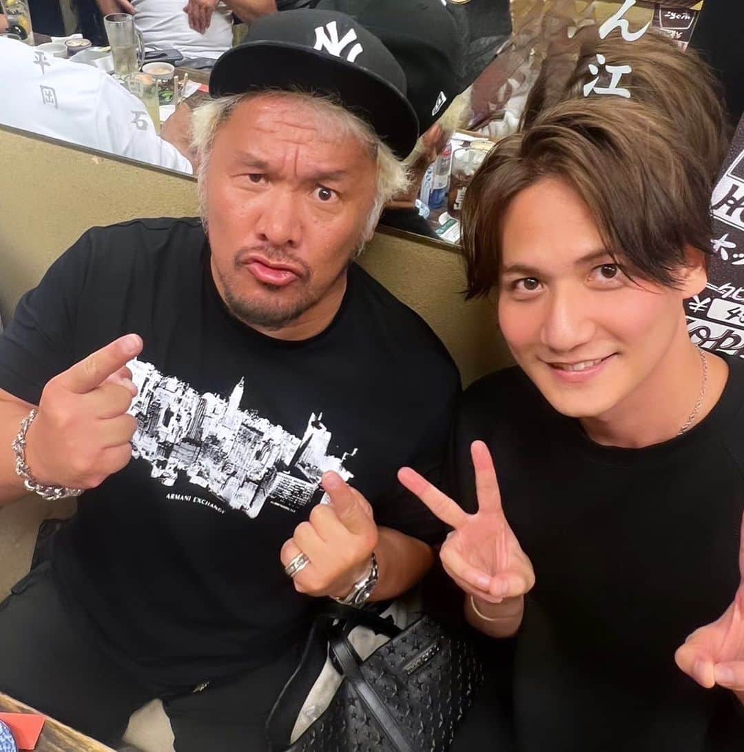 山口純のインスタグラム：「先日真壁さんのお誕生日をご友人と一緒にお祝いさせて頂きました！  素敵な会でした✨  またゆっくりお願いします！！^ ^」