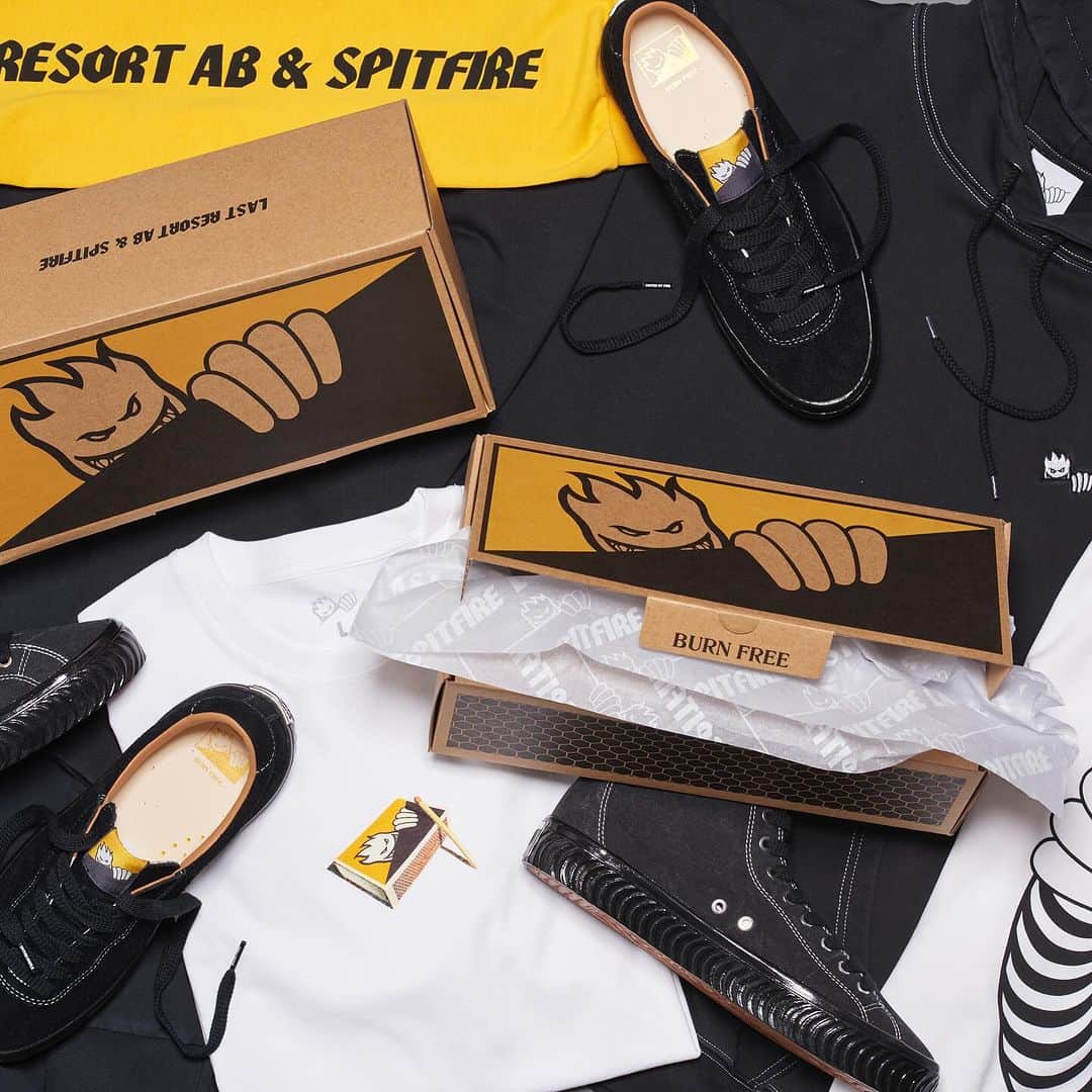 のインスタグラム：「@lastresortab から @spitfirewheels コラボアイテム入荷しました🔥  CALIFORNIA STREET 東京都渋谷区代官山町7-3 Tel 03-3461-9725 Store Hours 12:00 ~ 19:00 通販 : 17時までのご注文で即日発送 年中無休(12/31 ~ 1/3 を除く)  @lastresortab  @spitfirewheels  #lastresort #spitfire #ラストリゾート #スピットファイヤー #skateboard #skateboarding #skater #カリフォルニアストリート #カリスト #スケートボード #スケボー #スケーター #californiastreet #calst」