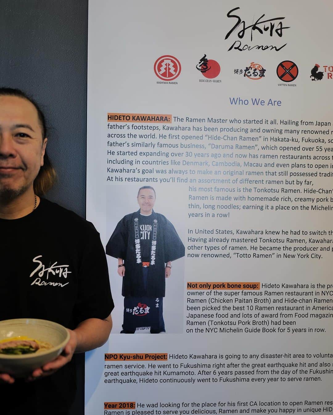 のインスタグラム：「sakura ramen Vegas 無事グランドオープンしました 一重にお客様、スタッフのおかげです🙌🍜🙌#秀ちゃんラーメン#初代秀ちゃん#博多だるま#だるまラーメン#吉塚だるま#箱崎だるま#扇屋#福岡#博多#豚骨#麺スタグラム#hidechanramen#daruma#michelin#bibgourmand#yelp#no1#tottoramen#thekashiwaramen#vattenramen#sakuraramen#하카타 #후쿠오카 #맛집 #라면 #관광 #맛있는 #돼지뼈라면 #미슐랭#명태자」
