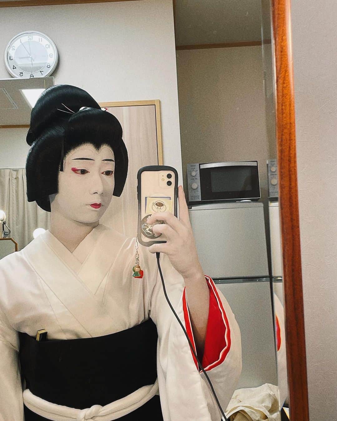 片岡千之助のインスタグラム：「初名古屋　初御園座 無事初日終えられました。 ありがとうございました！」