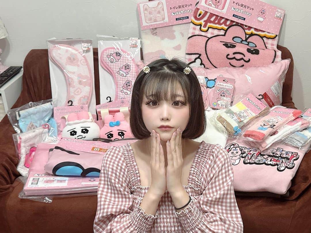 のインスタグラム：「実家が田舎でよかったー！と初めて思ったʕ ◦`꒳´◦ʔ   #おためし彼女 #おためしひなちゃん #小山ひな #ひなぷぅ  #しまむら購入品  #しまむら  #おぱんちゅうさぎ」