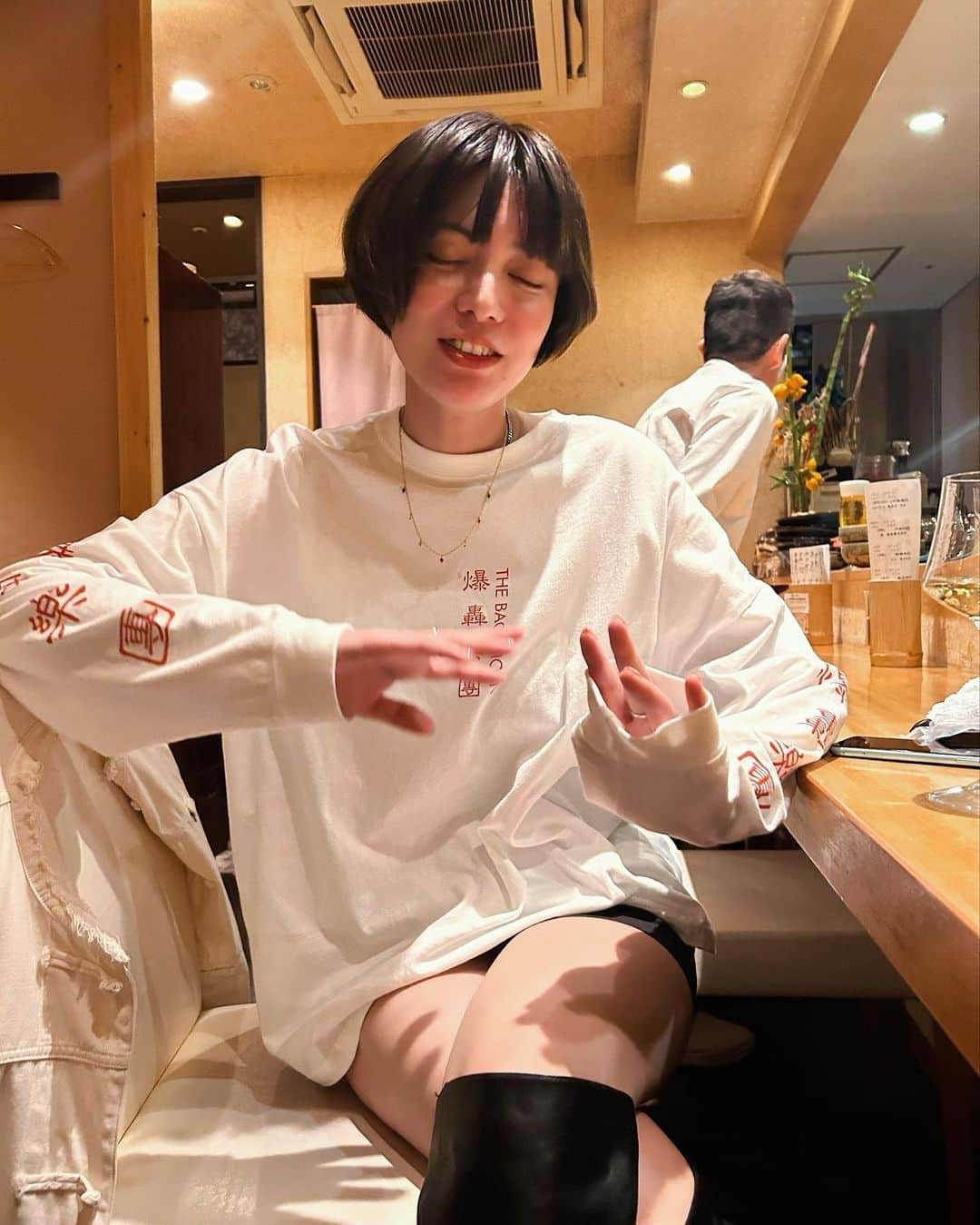 菅原沙樹さんのインスタグラム写真 - (菅原沙樹Instagram)「こないだ同い年の親友と「今年の冬はミニスカ穿こう」宣言し合ったので、ちゃんと実践してる。してるよ！ヨーコ！！ ある程度の緊張感とプレッシャーは何に対しても必要だと思う今日この頃。 #沙樹の装い」10月7日 17時15分 - saki313apo