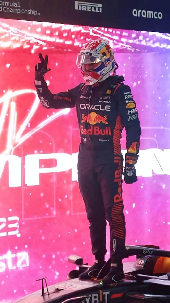 レッドブルのインスタグラム：「Staying in this moment FOREVER 🤩  #F1 #RedBullRacing #QatarGP #Trebull」