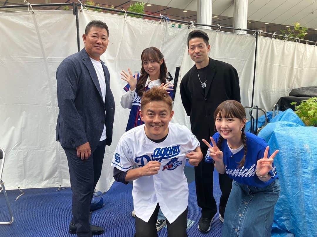 ハンバーグ師匠（井戸田潤）のインスタグラム：「ドラナビ🐉初の公開収録でしたー 観覧していただいたみなさんありがとうございました。豪華ゲストの皆さんもありがとうございました⚾️ #ドラナビ#中日ドラゴンズ」