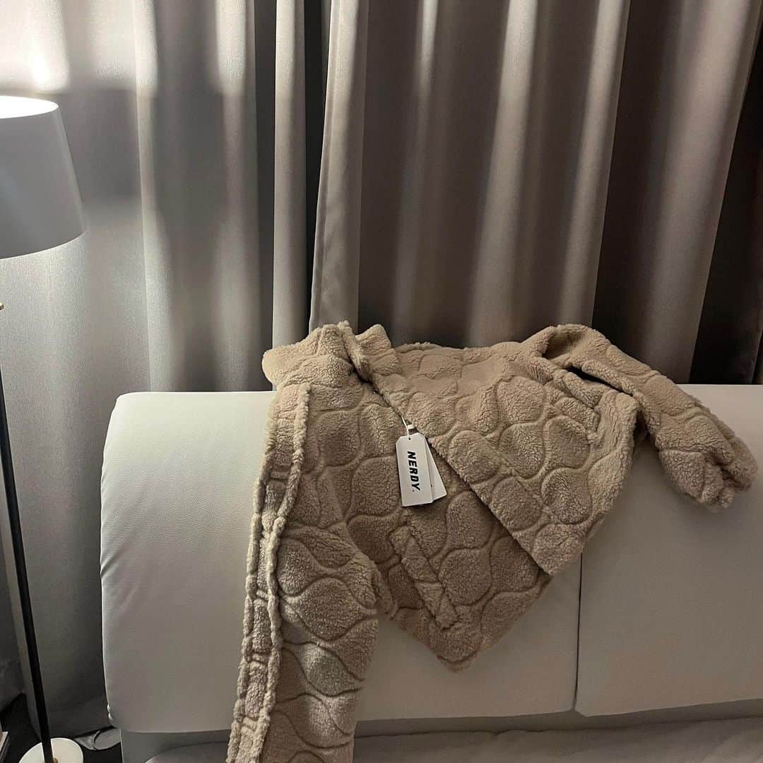 のインスタグラム：「🐻🤎」