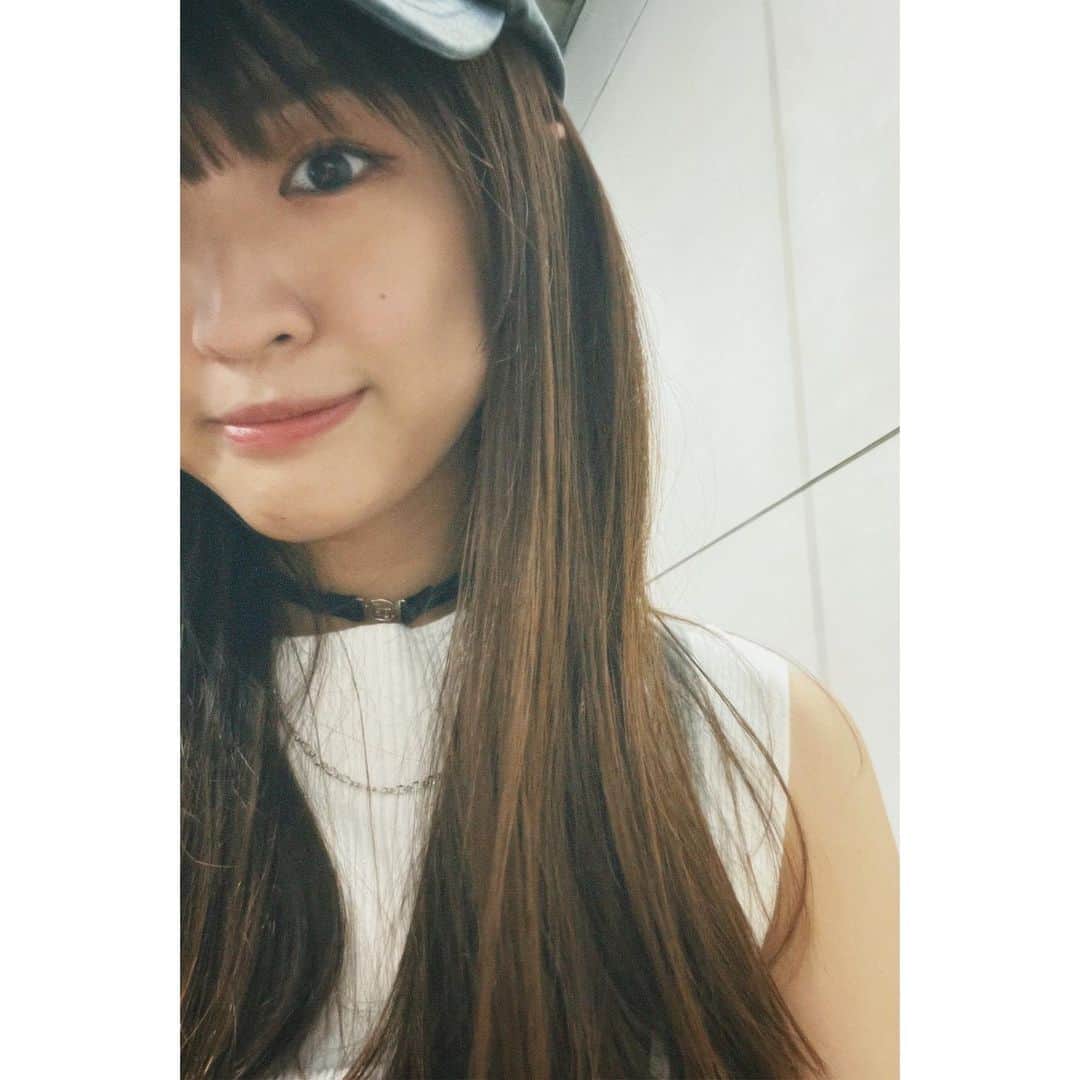 春名真依さんのインスタグラム写真 - (春名真依Instagram)「＊ ややぱっつん。  #film #前髪 #🍂」10月7日 19時24分 - harunamai_official