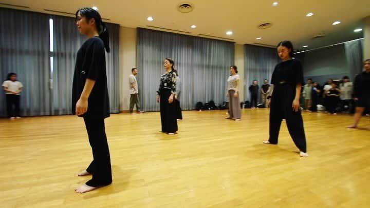 黒須洋壬のインスタグラム：「宮崎DAY3 2023.Oct.2  #ダンスワークショップ #jazzdance  #dance #ivegotthepower  #阿部真央 #硝子窓 #kinggnu  #miyazaki  #japan Special Thanks @runatogoto17」