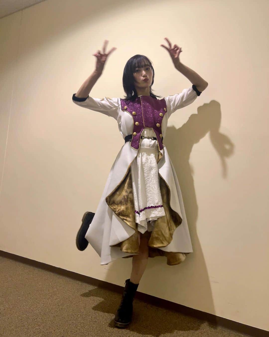 のインスタグラム：「らぶー福岡ー🥺 初宗像市〜！日韓交流イベントって初めてだったけど、ルーツのある自分にとっては嬉しい催しでした🫶  4年ぶりくらいに着たアルマジ衣装！こんなに重かったっけ？！ってびっくりしたけど魔法使いみたいだね🧙‍♀️  #ピースしかしてない  #korea  #한국」