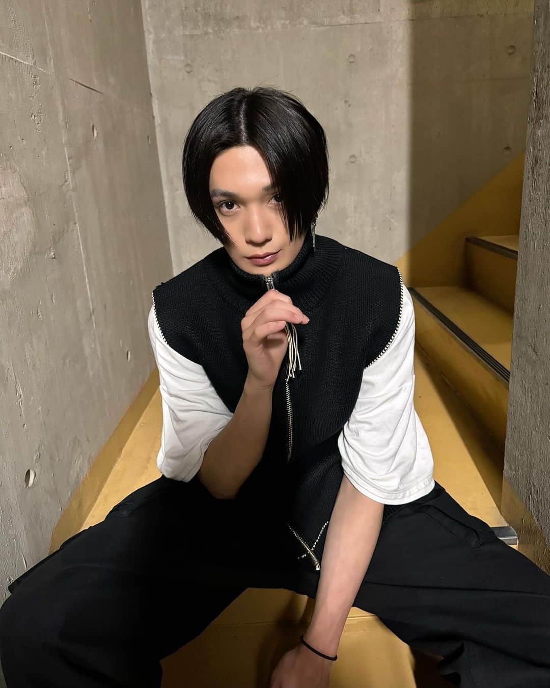 のインスタグラム：「・ 今日のお洋服のテーマ おにぎり 🍙」