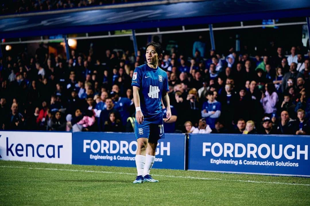 三好康児のインスタグラム：「Another +3🔥 Keep Right On  #bcfc  #birminghamcityfc  #eflchampionship  #kojimiyoshi11」