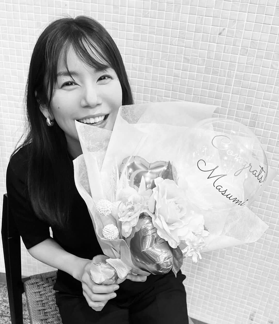 野村麻純さんのインスタグラム写真 - (野村麻純Instagram)「⁡ 久々に会った友人から花束💐🎈うれ」10月7日 20時03分 - masumi_nomura.official