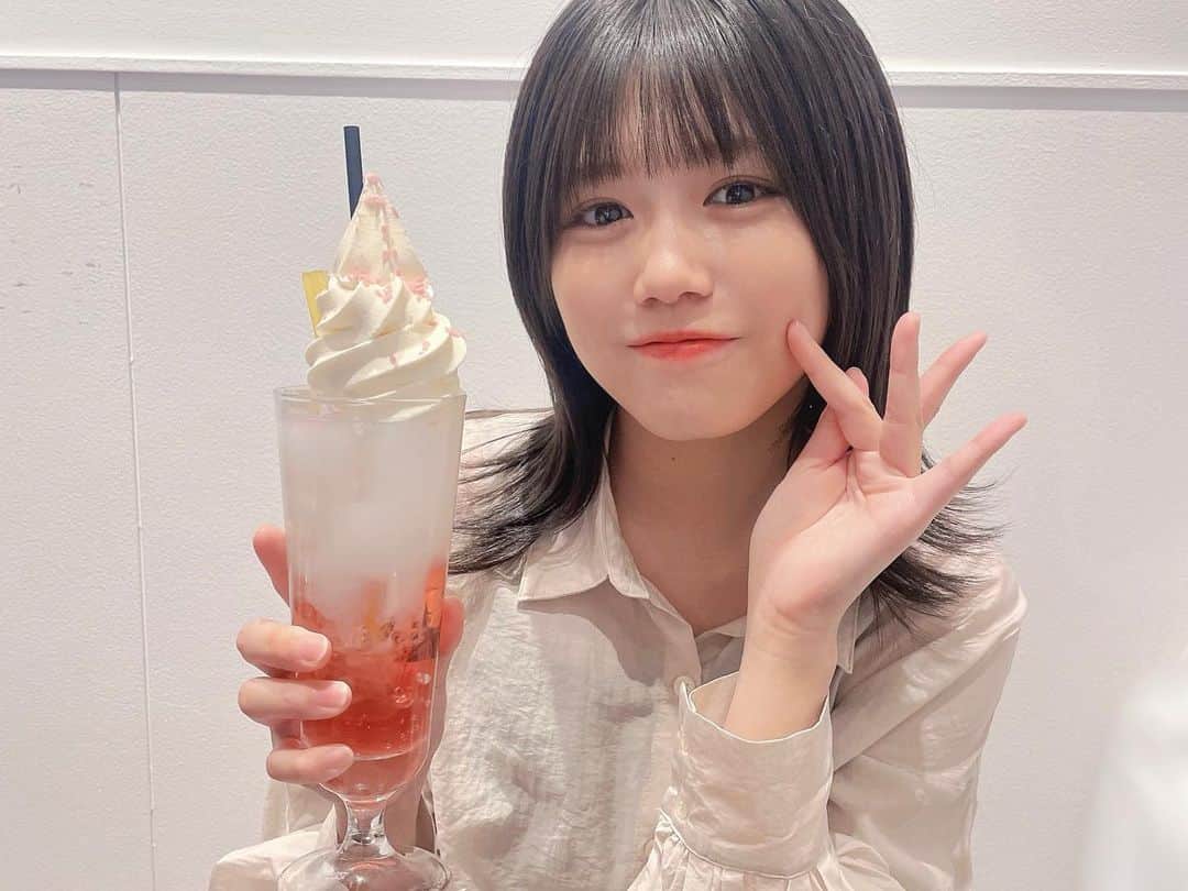武元唯衣さんのインスタグラム写真 - (武元唯衣Instagram)「. 櫻坂46の歴史とその未来をクリエイティブでたどる物語展『新せ界 ...