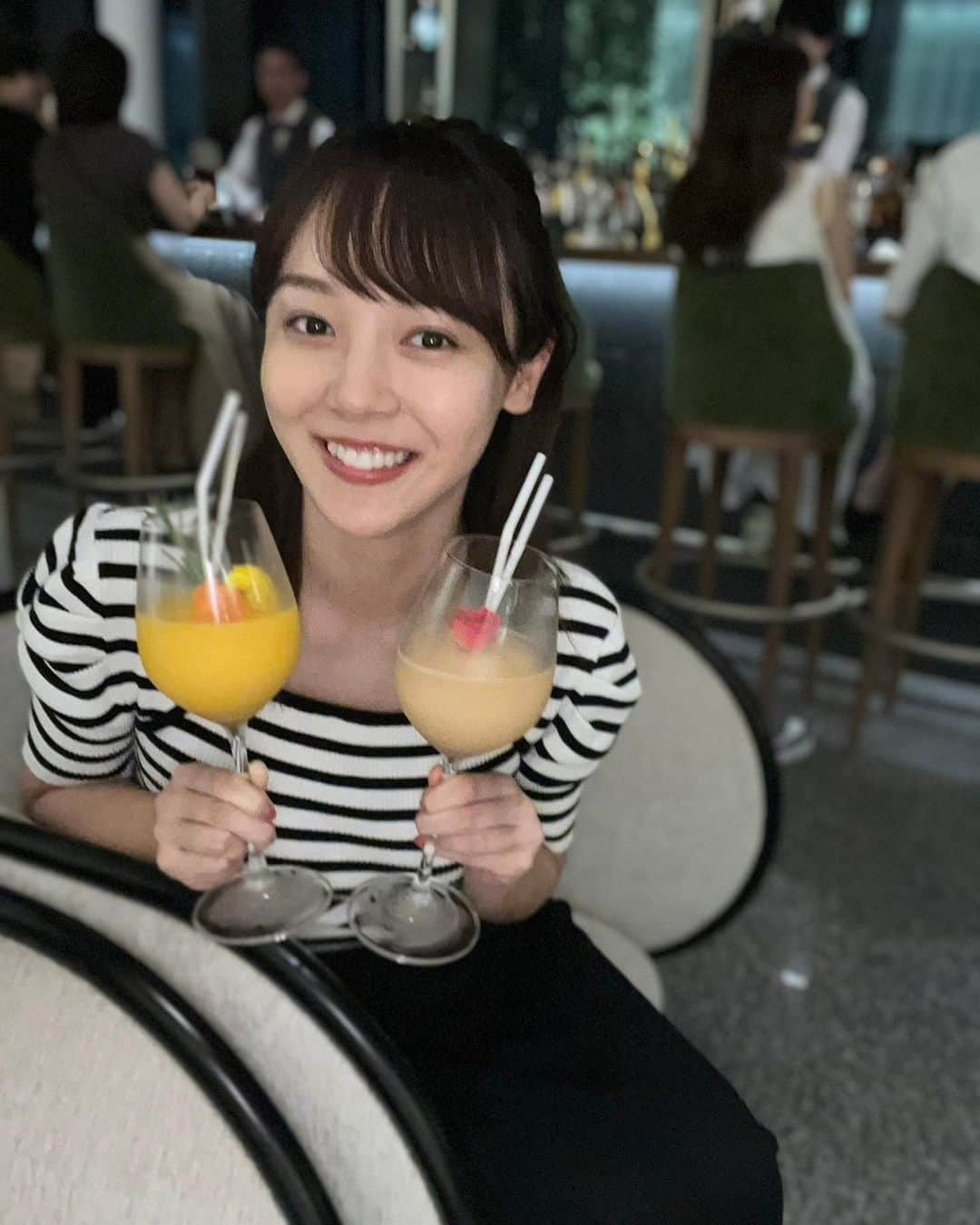 森千晴さんのインスタグラム写真 - (森千晴Instagram)「バーで女子会🤍 たくさん写真撮ってくれたので厳選して🥂  そしてこの度、24歳になりました❣️ お祝いしてくださった皆さまありがとうございます！  チャレンジの年にできればと思っています！  よろしくお願いします✨」10月7日 20時13分 - mori.chiharu