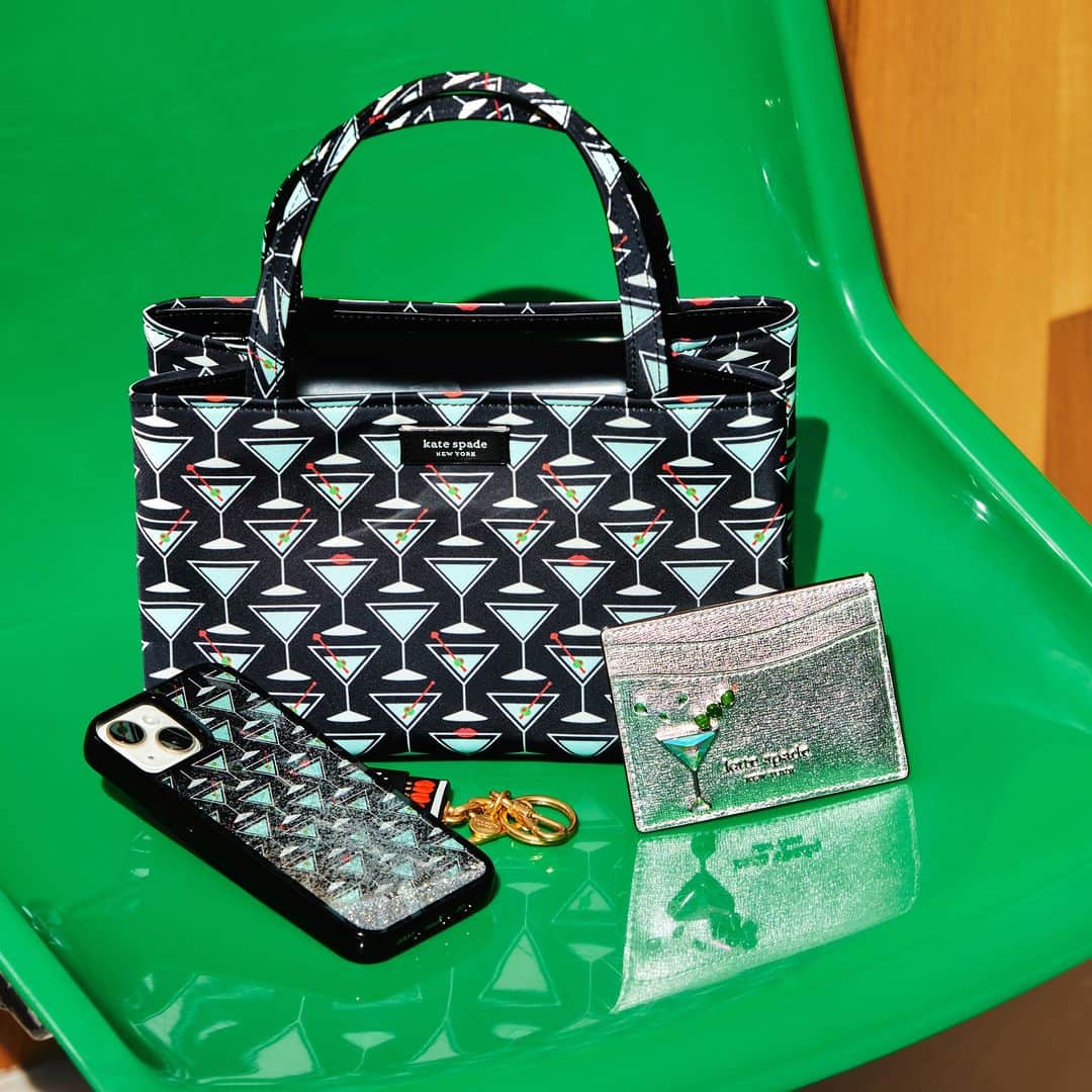 ケイト・スペードのインスタグラム：「マティーニはお好き？  #katespadeny #katespadejapan #ケイトスペード #ケイトスペードニューヨーク」