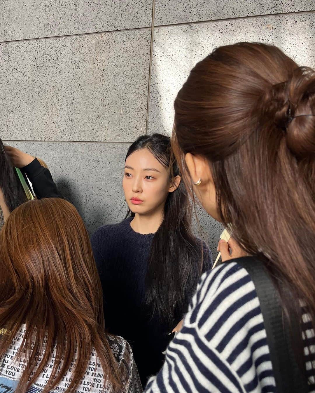 チョン・ソニのインスタグラム：「소울메이트 야외 무대 🐬」