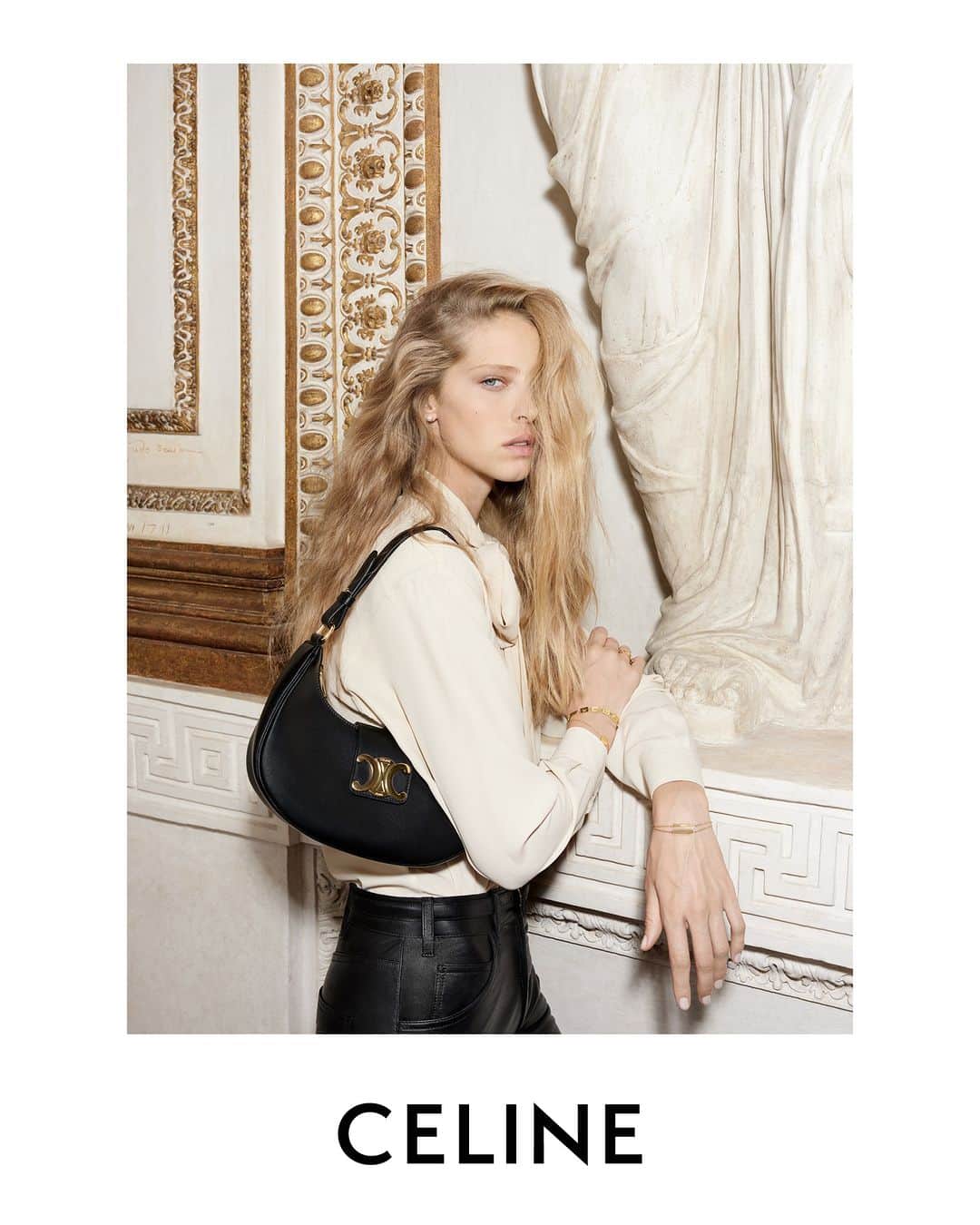 Celineさんのインスタグラム写真 - (CelineInstagram)「LA COLLECTION DES GRANDS CLASSIQUES CELINE SESSION 07  CELINE AVA TRIOMPHE BAG  CELINE SILK BLOUSE  COLLECTION AVAILABLE NOW IN STORES AND ON CELINE.COM  ABBY @HEDISLIMANE PHOTOGRAPHY AND STYLING ROME SEPTEMBER 2023  PALAZZO FARNESE   CELINE’S LATEST WOMEN’S CAMPAIGN FOR LA COLLECTION DES GRANDS CLASSIQUES HAS BEEN PHOTOGRAPHED BY HEDI SLIMANE IN ROME IN SEPTEMBER 2023 AT PALAZZO FARNESE.   FOR THE FIRST TIME EVER, A COUTURE HOUSE HAS GAINED ACCESS TO THE PALACE.  PALAZZO FARNESE, A RENOWNED ROMAN PALACE, DESIGNED BY ANTONIO DA SANGALLO IL GIOVANE, BUILT IN THE 16TH CENTURY AND COMPLETED BY MICHELANGELO, IS AN EXAMPLE OF HIGH RENAISSANCE ARCHITECTURE.  HOME TO NUMEROUS MASTERPIECES COMBINING PAINTINGS, SCULPTURES AND ARCHITECTURE;  GALLERIES ARE DECORATED WITH FRESCOS INCLUDING THE MONUMENTAL FRESCO CYCLE BY ANNIBALE CARRACCI, WALLS ARE EMBELLISHED WITH TAPESTRIES AMONGST DECORATED SARCOPHAGUSES AND ROMAN SCULPTURES.   THE PALACE HAS BEEN THE FRENCH EMBASSY’S RESIDENCE IN ITALY SINCE 1874.  #CELINEBYHEDISLIMANE」10月7日 21時00分 - celine