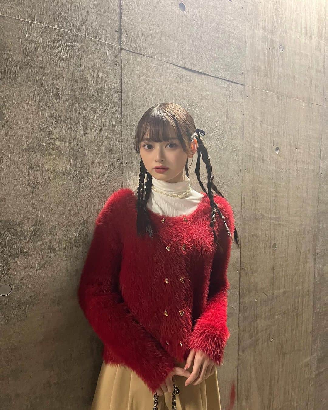 のインスタグラム：「・ #TGC北九州  melon soda ステージありがとうございました🍈♡ 地元でのTGCは3回目でとても幸せな時間でした♡♡  ケータリングでは私の大好きな資さんうどんや博多かしわ飯おにぎりなど、、どれも美味しかったです💞💞  #高比良由菜#TGC北九州#福岡県#北九州#ケータリング#ご当地グルメ#PR#melonsoda」