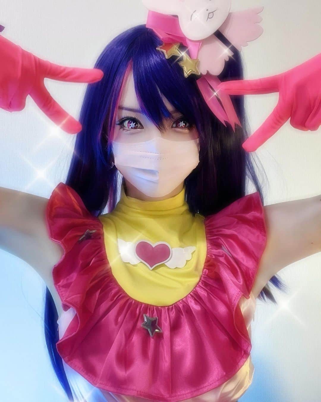 ざわちんのインスタグラム：「✨推しの子✨星野アイちゃんのコスプレに挑戦‼️🎤💕  天才的なアイドルになれてるかな？？笑🤣ww  #推しの子 #星野アイ #星野アイコスプレ #ハロウィン #ハロウィンメイク」