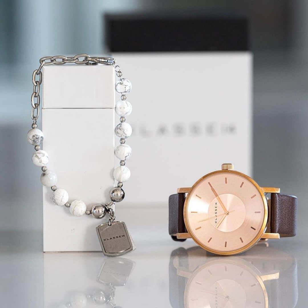 KLASSE14さんのインスタグラム写真 - (KLASSE14Instagram)「Classic never goes out of style! #klasse14 #ordinarilyunique #ootd. #bracelets #watch」10月7日 21時09分 - klasse14
