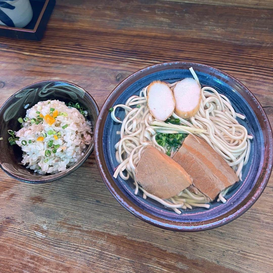 横⼭花奈さんのインスタグラム写真 - (横⼭花奈Instagram)「今年も夏休みは沖縄へ✈️ 1週間のお休みありがとうございました🙇🏾‍♂️!!  #沖縄#沖縄旅行#琉球ホテルandリゾート名城ビーチ #名城ビーチ」10月7日 21時13分 - hana_yokoyama_