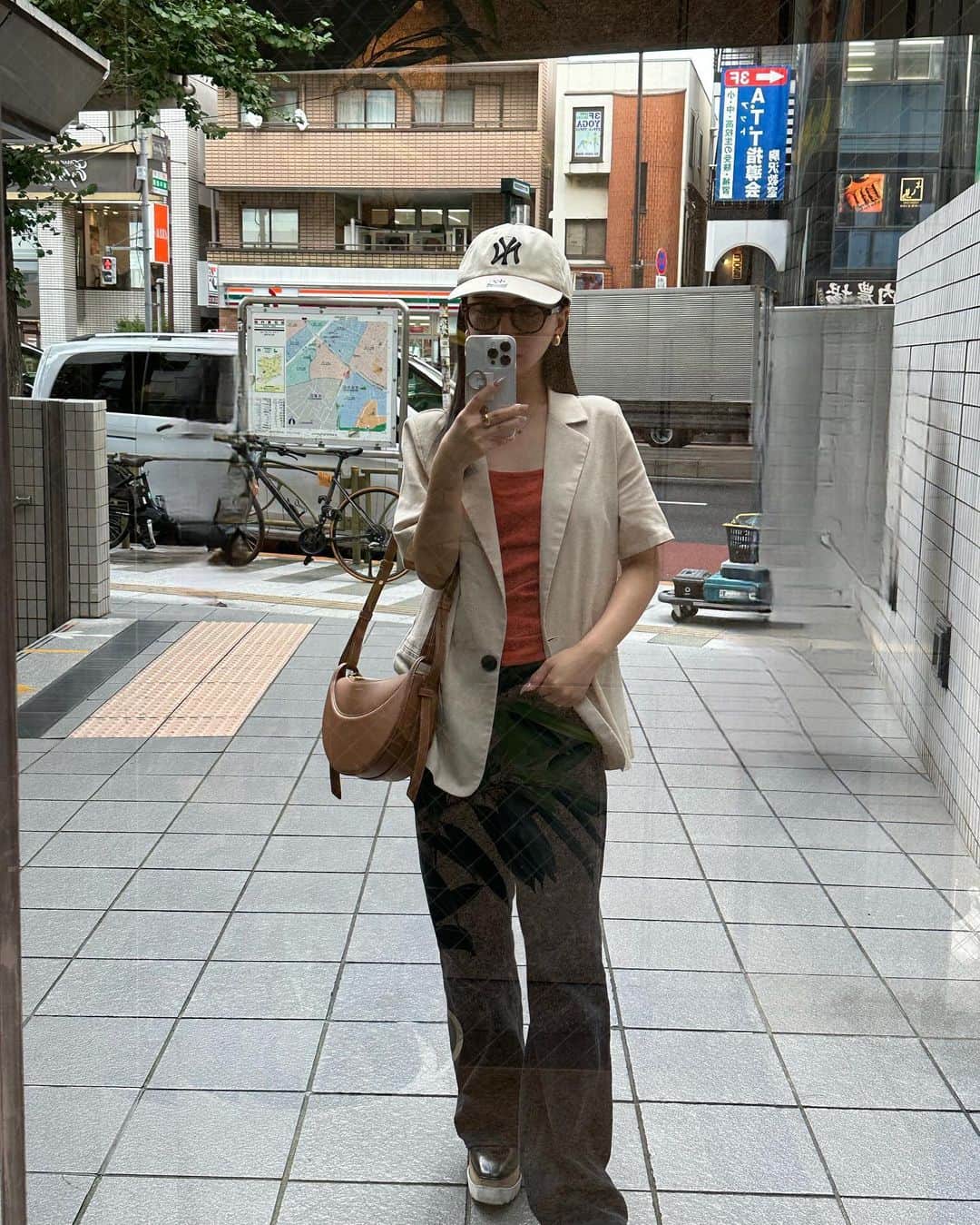 平尾優美花（ゆみちぃ）さんのインスタグラム写真 - (平尾優美花（ゆみちぃ）Instagram)「ネイルとさいきん🖤」10月7日 21時14分 - hirao_yumika