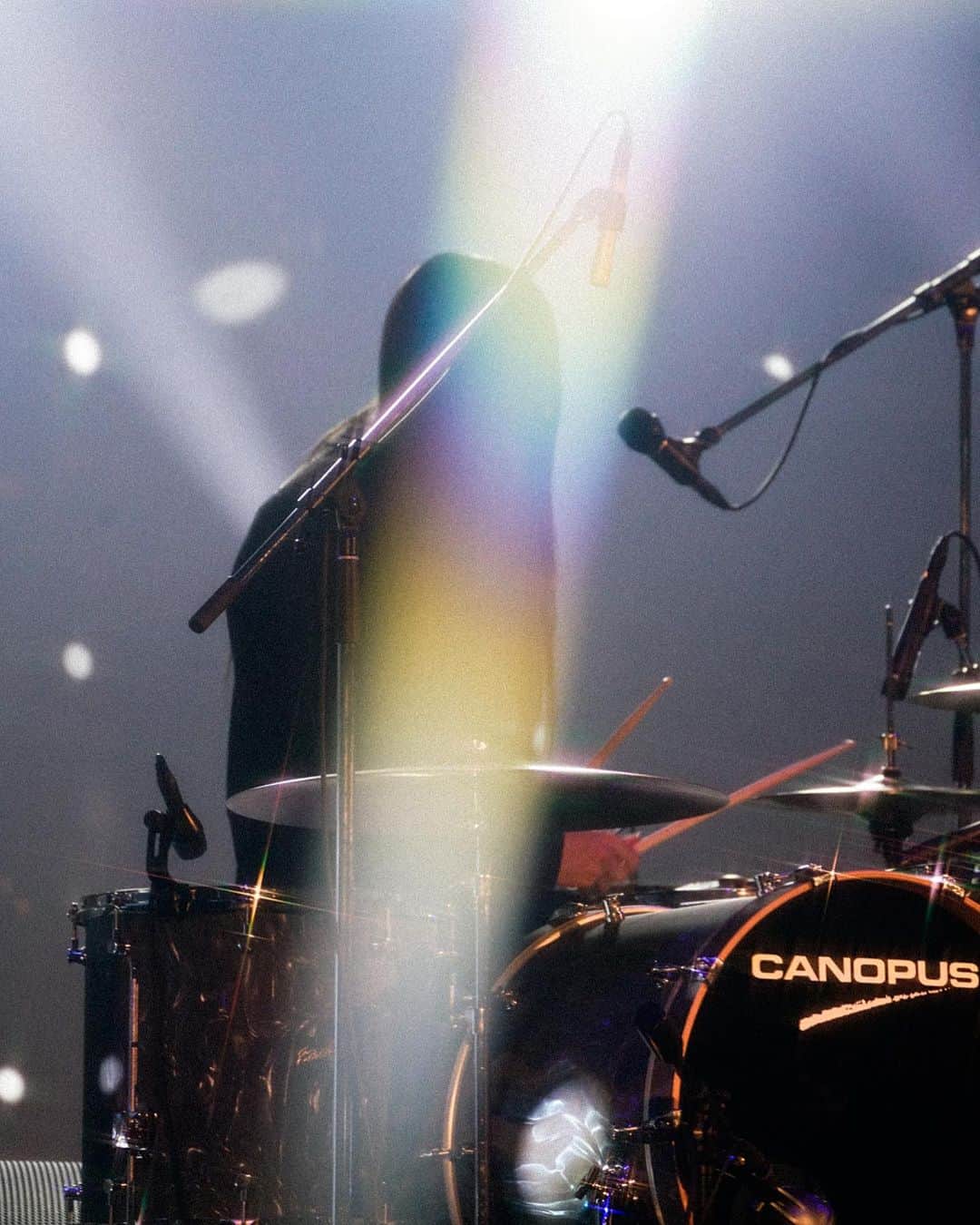 羊文学のインスタグラム：「羊文学 Tour 2023 “if i were an angel,”  Photo by @asmnbok」