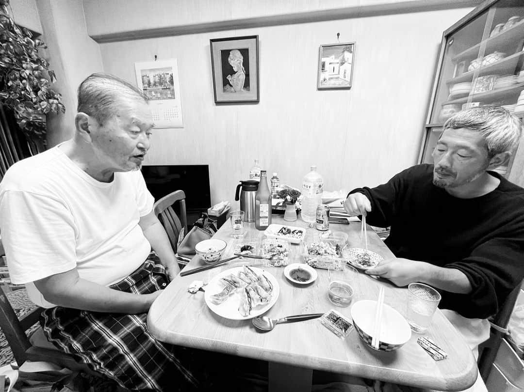 のインスタグラム：「おかん、ただいま！」