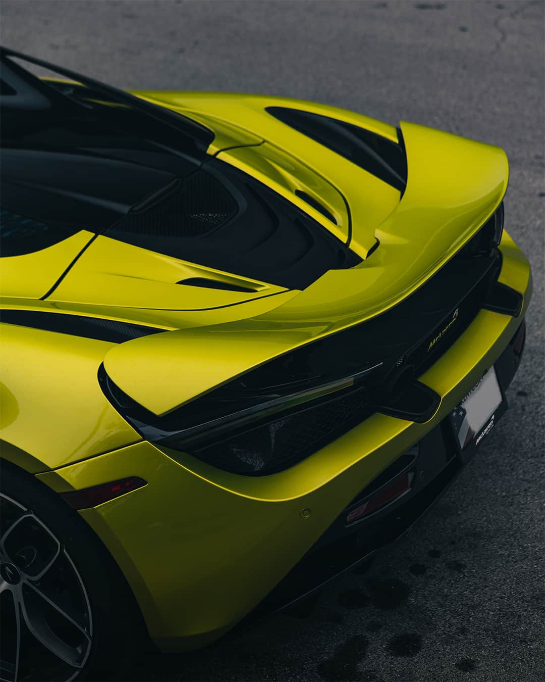 McLaren Automotiveさんのインスタグラム写真 - (McLaren AutomotiveInstagram)「Fiercely elegant through every curve. McLaren 720S #McLarenSpotted by @shotby_kim  #McLaren #McLarenAuto #McLaren720S」10月7日 22時03分 - mclarenauto