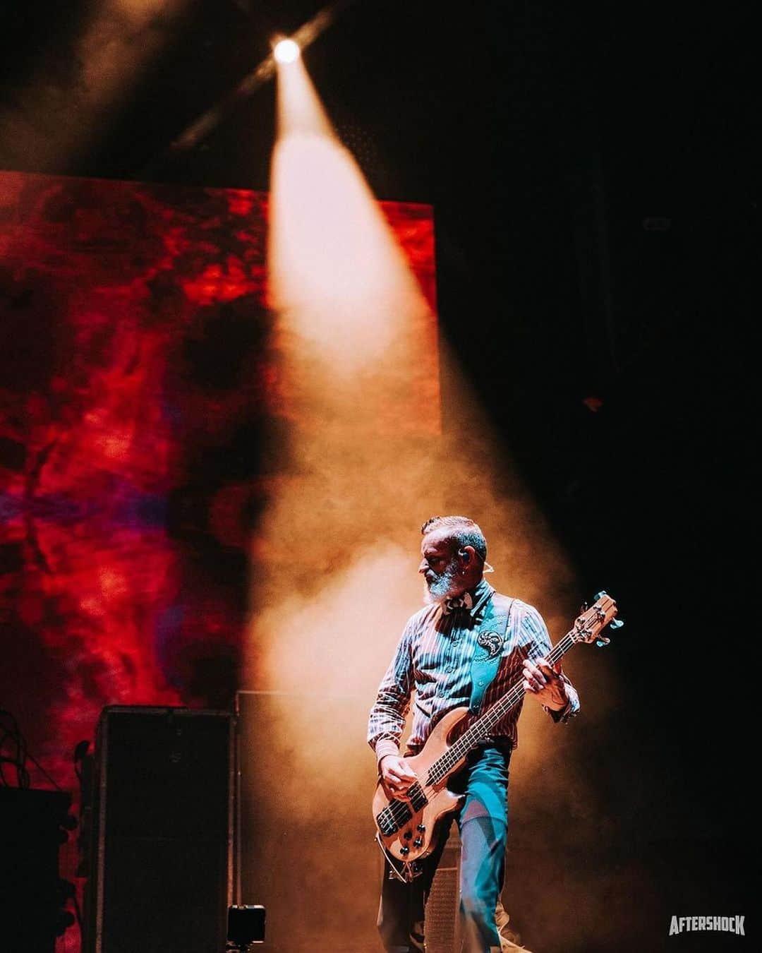 Revolverさんのインスタグラム写真 - (RevolverInstagram)「Adam Jones had teased that TOOL might “dig a couple oldies out” on their fall tour, and they did just that last night at Aftershock festival, playing “Swamp Song” and “Ænema” for the first time since 2020. Those songs joined “Rosetta Stoned,” which the band had reintroduced on the opening night of the trek, playing it with vocals for the first time since 2009.   TOOL’s tour continues tomorrow with a stop at Power Trip festival.   📸: @stvthrasher for @aftershockfestival」10月7日 22時33分 - revolvermag