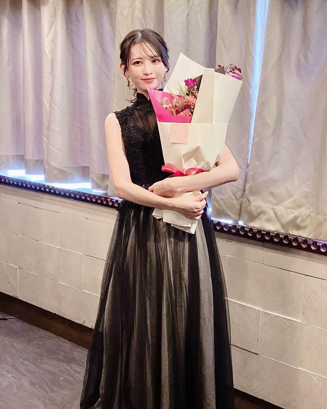 早瀬あやのインスタグラム：「本日はお忙しい中バースデーイベントにご参加いただきありがとうございました💛💫  一時期芸能界を引退した時期もありましたが、ほぼ10年間ファンの方の支えがあって活動してこれました！ こんなに良いファンの方に恵まれているのは私ぐらいなんじゃないかと思っています。笑  本当にいつも応援していただき感謝の気持ちでいっぱいです🙏」