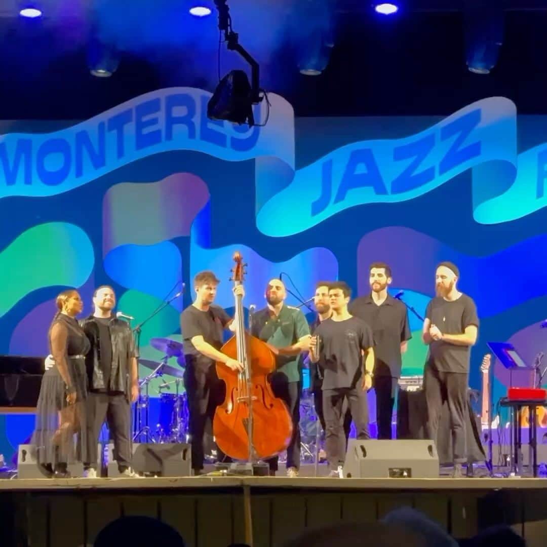 ジェイミー・カラムのインスタグラム：「Mankind at @Montereyjazzfestival  📹 @Bringmeefood」