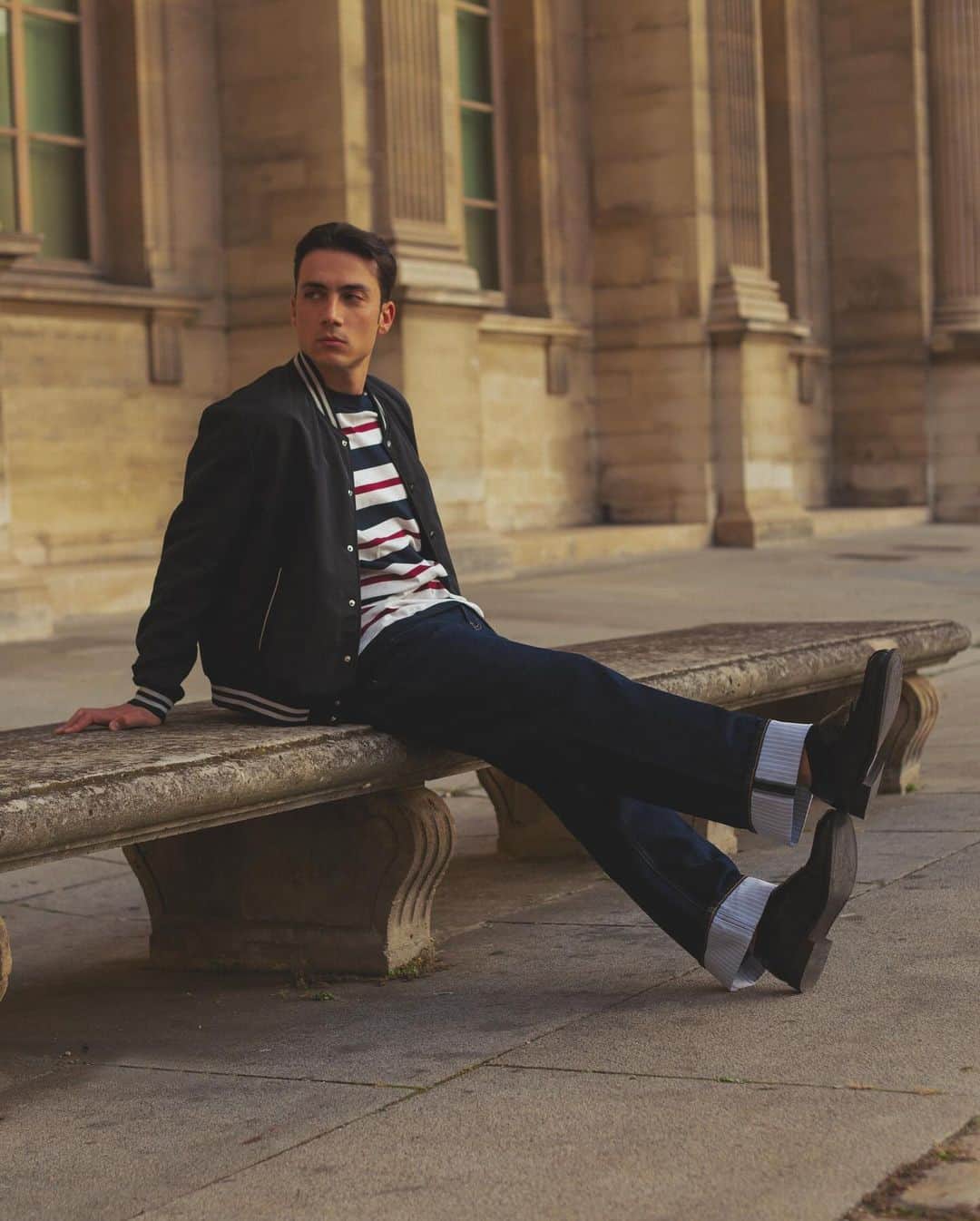 Tommy Hilfigerのインスタグラム：「Loafers, cuffed jeans and a bomber. The perfect early fall fit with @matteopaolilloofficial. #FallFashion」