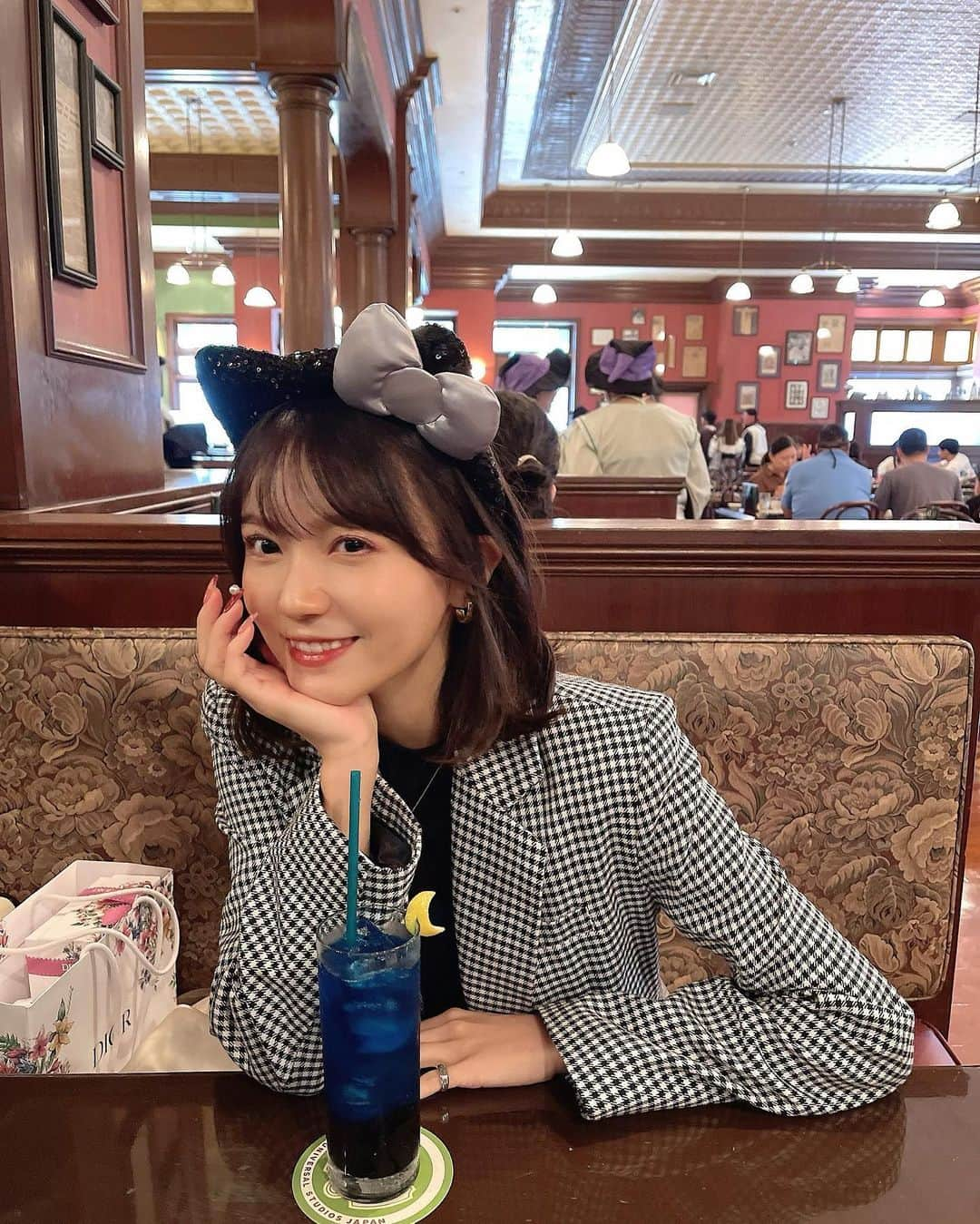 小瀬黎奈さんのインスタグラム写真 - (小瀬黎奈Instagram)「🌙💙🪄」10月7日 23時01分 - 922_reina