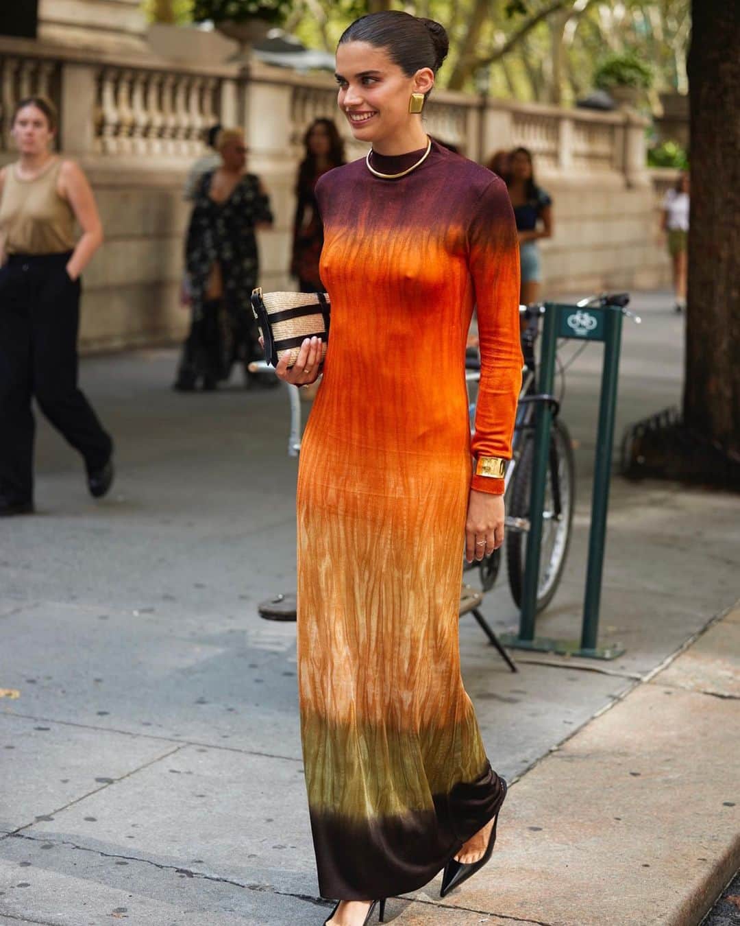 Saks Fifth Avenueのインスタグラム：「From runway 👉 reality (and currently in our carts). Tap or head to the link in our bio to shop @altuzarra’s most-wanted dress. #Saks」