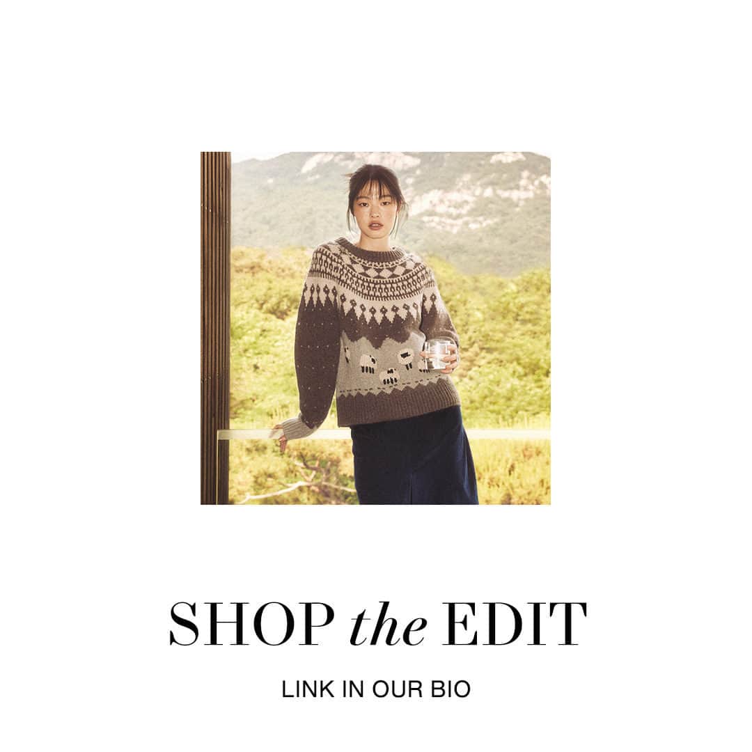 ShopBAZAARさんのインスタグラム写真 - (ShopBAZAARInstagram)「It wouldn’t be pumpkin spice and everything nice without the perfect fall sweater. Our collection of novelty knits will put you in the idyllic cozy mood with their chic and festive flair. Fair Isle sweaters with adorable sheep, jacquard fringe details, floral crochet cardigans—you’ll want one for every day. Head to link in bio to shop! #SHOPBAZAAR」10月7日 23時45分 - shopbazaar