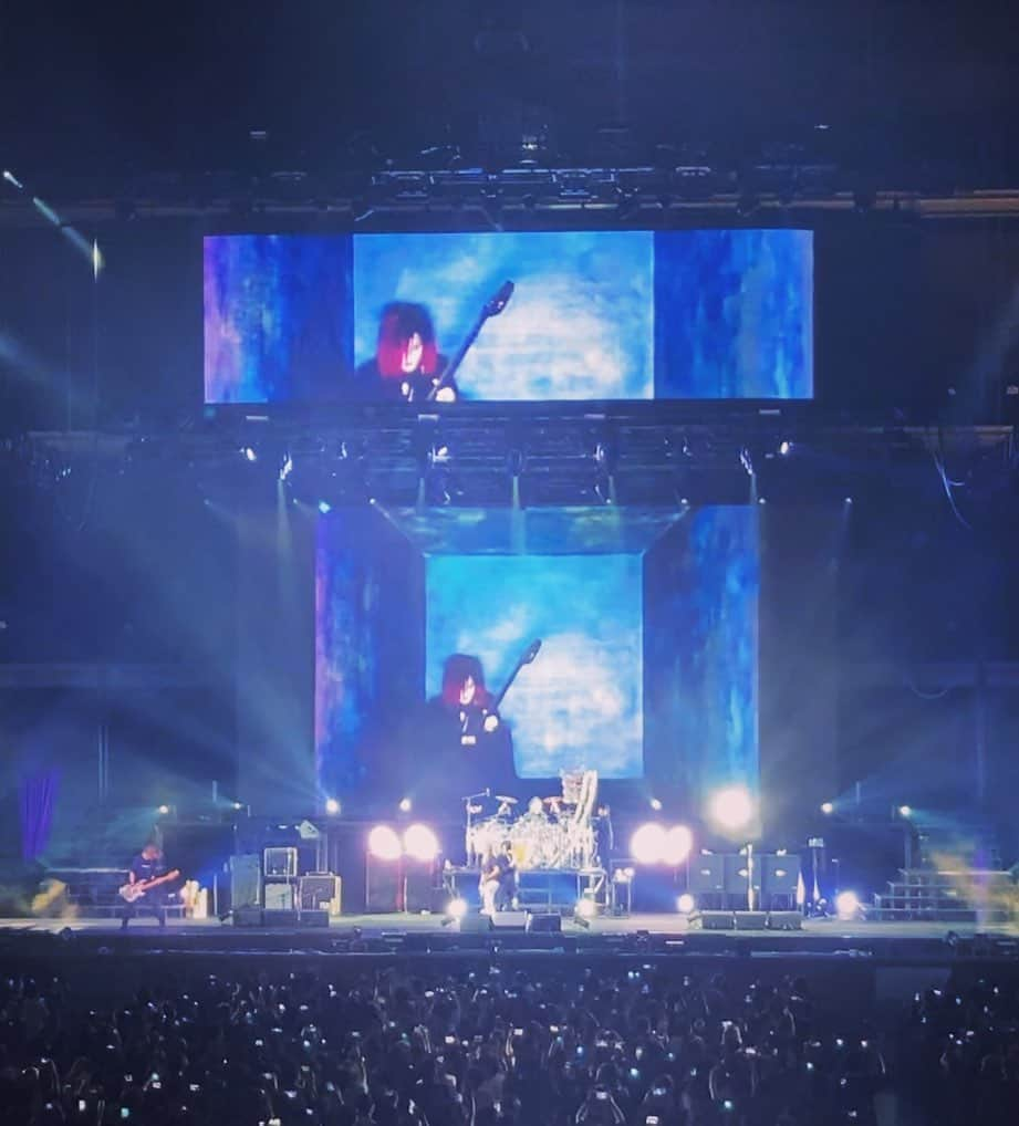 櫻井リヤさんのインスタグラム写真 - (櫻井リヤInstagram)「LUNA SEA  Kアリーナ MOTHERツアーの再現。音楽は時間旅行　（撮影許可出ています）#lunapic#lunasea30th」10月7日 23時30分 - liya_sakurai