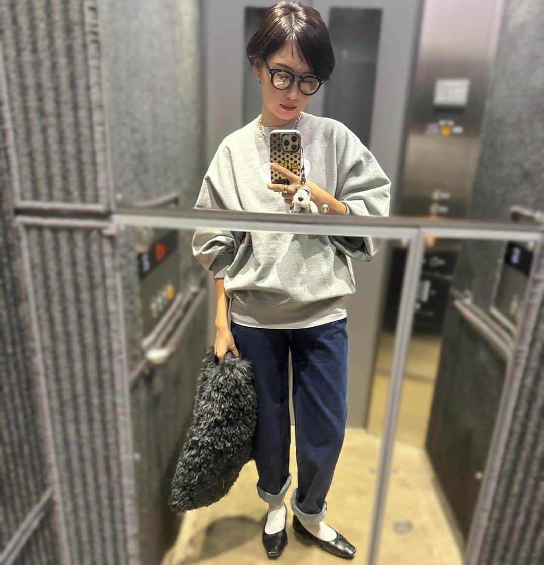 木村安梨沙のインスタグラム：「マツエクへ🤍🤍🤍」