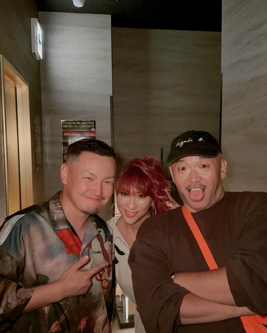 輪入道のインスタグラム：「TAIMAN MC BATTLE@六本木R3 有難う御座いました‼️夢のような一枚😁🔥」