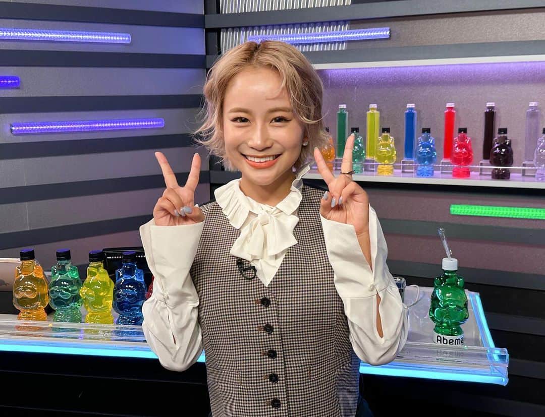 田辺莉咲子のインスタグラム：「ミッドナイト競輪 観てくださった方ありがとうございました🚴💕 た〜のしかった✨ 今日の衣装はバナリパ☀️」