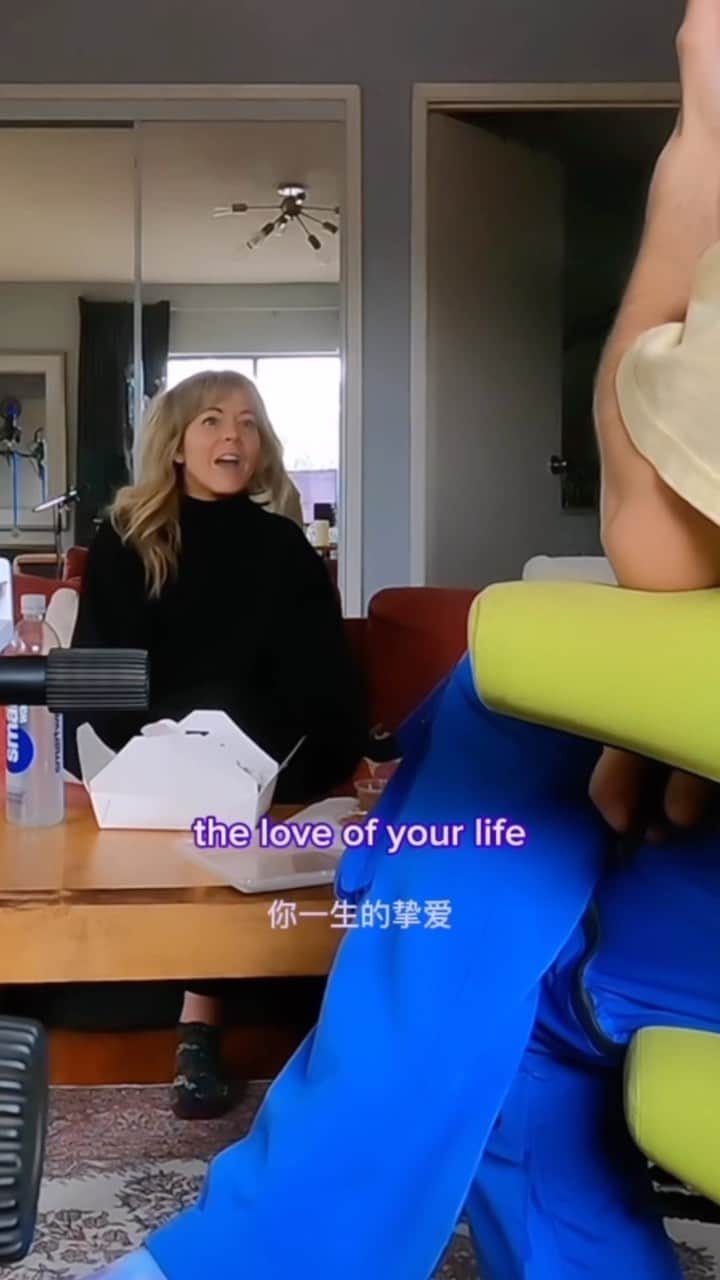 リンジー・スターリングのインスタグラム：「🌎💜🫂 “No matter how isolated or alone you feel, you never know what’s literally Next To You” OCT 11 #nexttome」
